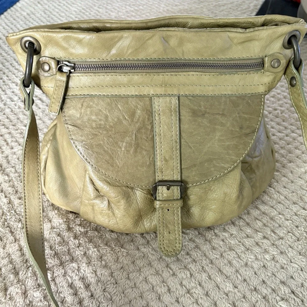 Sundance beautiful crossbody